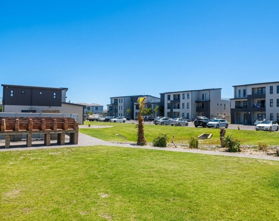 3 Bedroom Property for Sale in Parklands North Western Cape